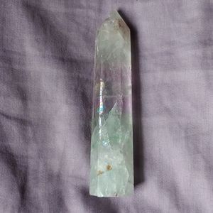 Natural High Quality Flourite Tower with Flash
